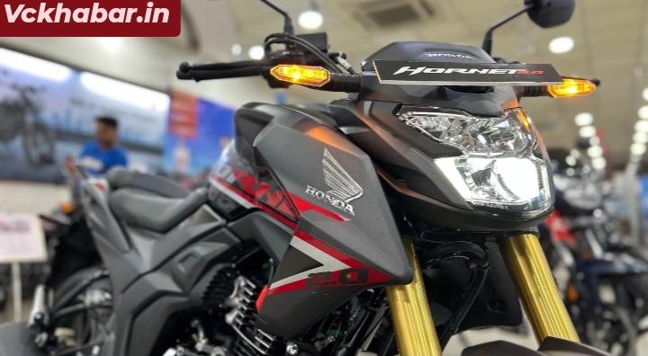 माँ के लाड़लो के दिलों पर राज करने आ गयी स्टाइलिश look वाली Honda hornet 2.0 की तूफानी बाइक 